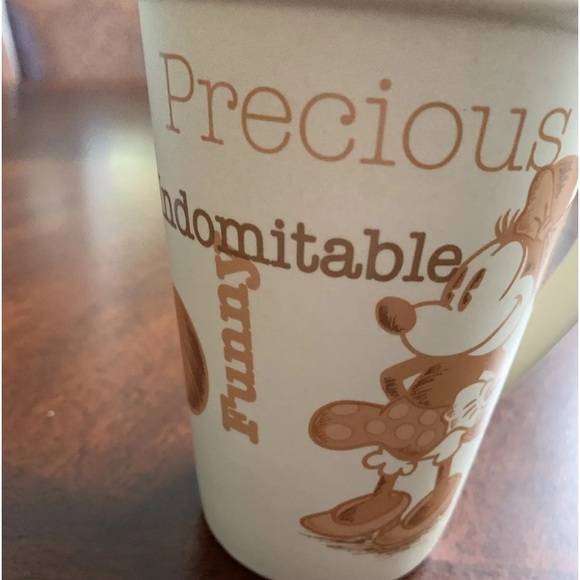 2 Walt Disney World Minnie & Mickey Mouse Coffee Mugs Adjectives Smart Sweet - Picture 2 of 8